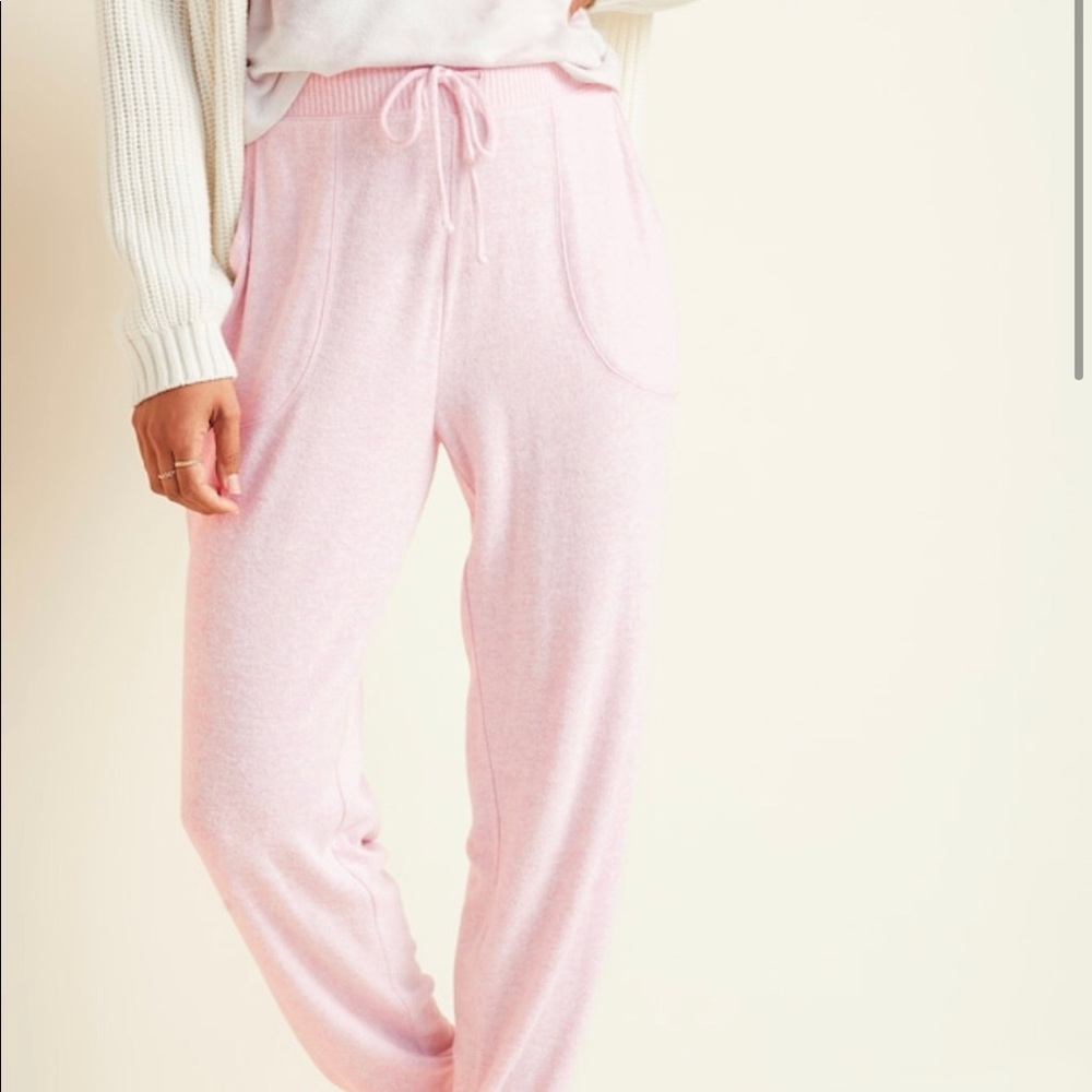 NWT Old Navy Mid-Rise plush-knit jogger pajamas